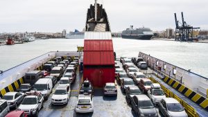 Es geht los – auslaufen aus dem Hafen von Cadiz. Aufregung macht sich breit.