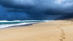 Cofete auf Fuerteventura – völlig einsam. Der Geist gelangt in eine meditative Stimmung bei so einem vereinnahmenden Ambiente.