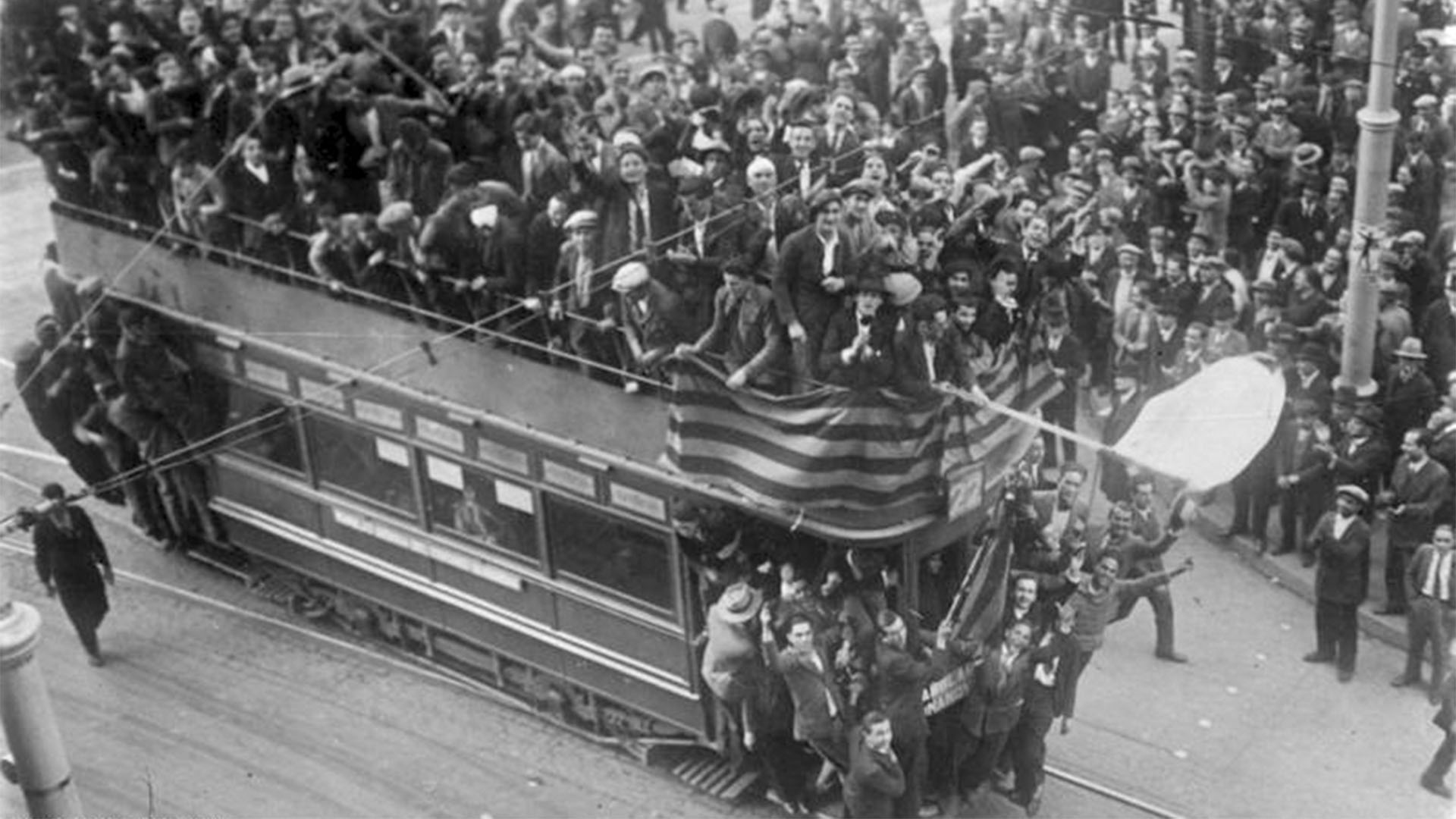 Proklamation der 2. Republik – ganz Spanien feierte, besonders die Katalanen in Barcelona.