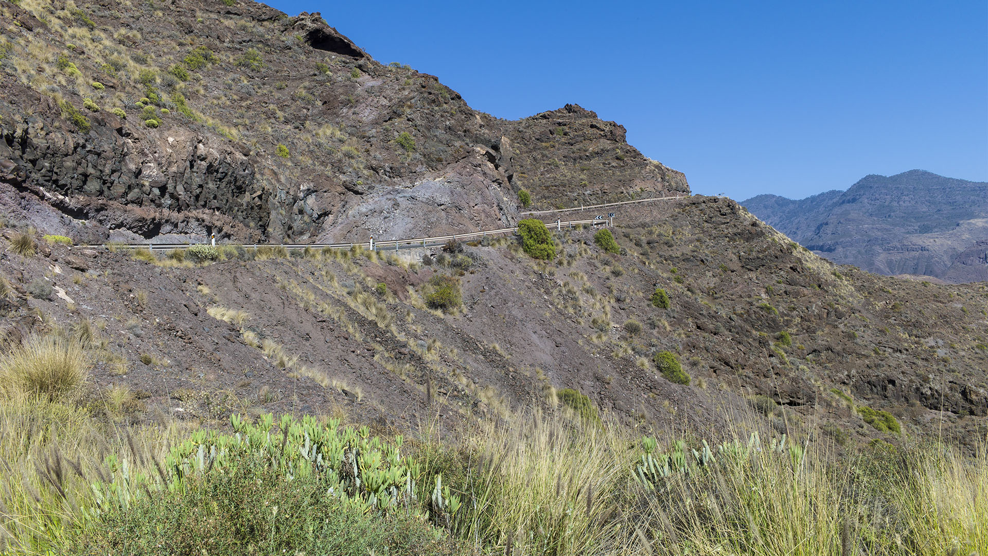 Der mittlerweile gesperrte Streckenabschnitt der CG-200, die Andén Verde. Schon bei der Trassierung der Strasse gab es hier durch die Erosion größte Probleme.
