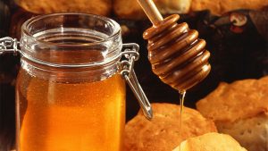 Honig, eines der wertvollsten Lebensmittel, das der Mensch kennt.