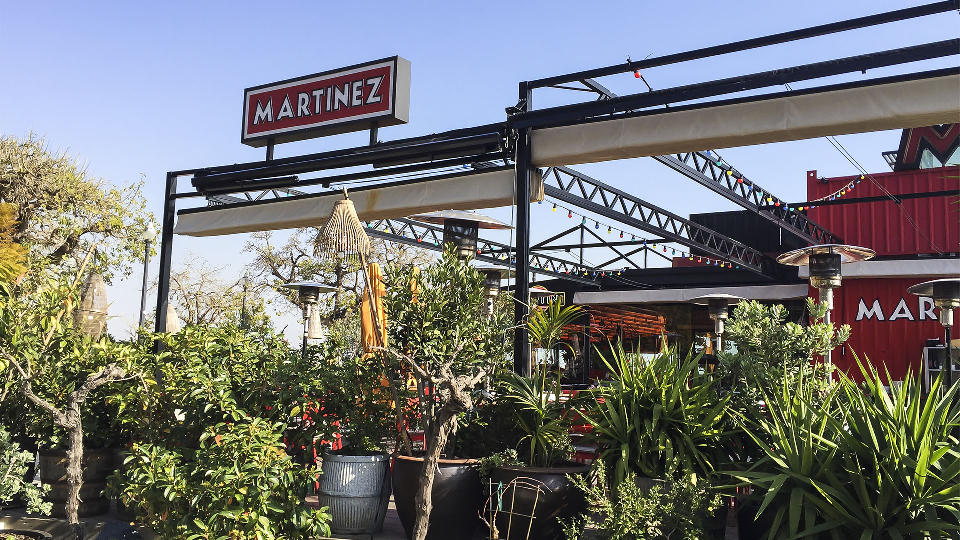 Das Restaurant Martinez am Parque del Mirador del Poble-sec am Montjuïc Barcelona.