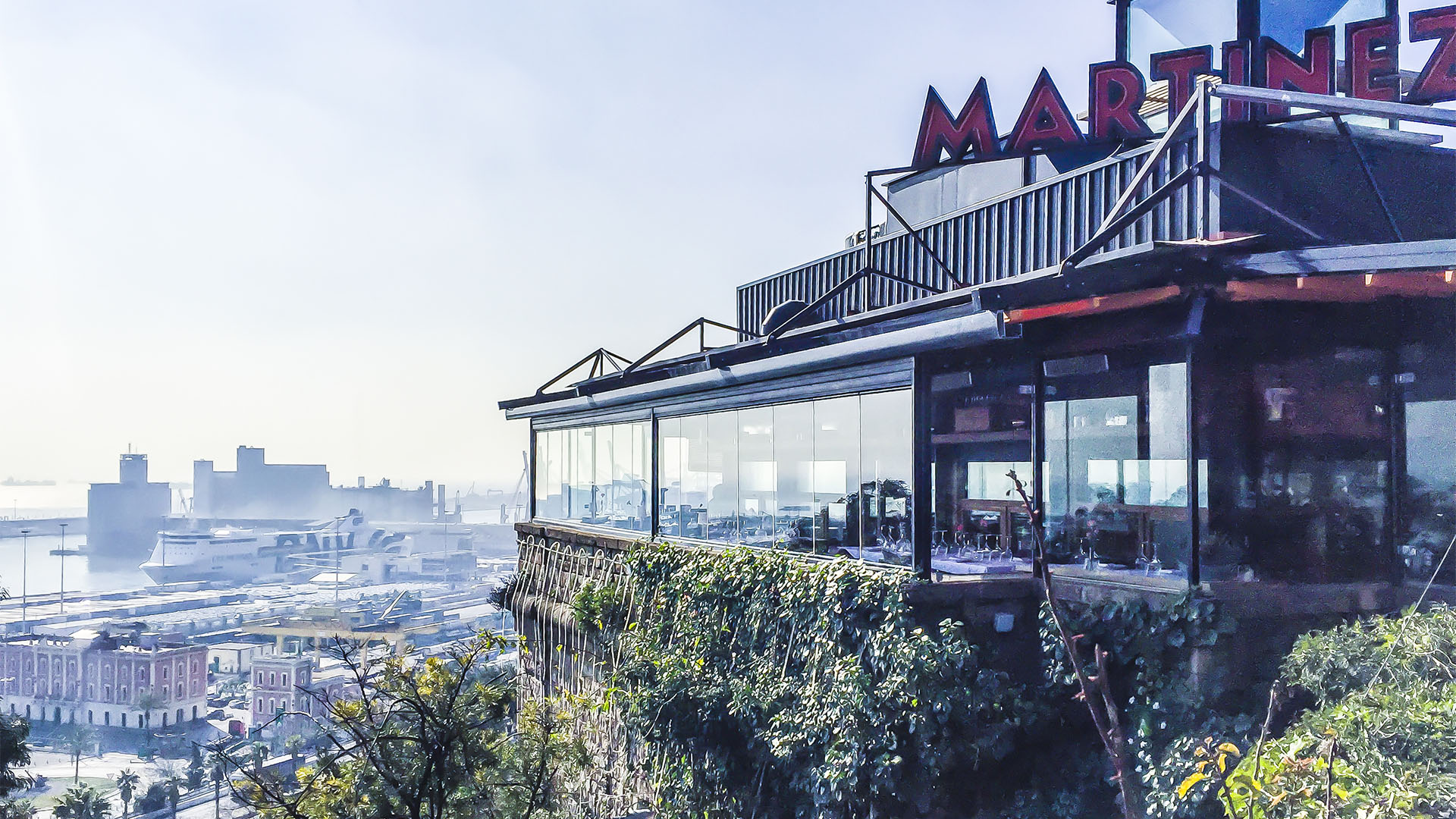 Das Restaurant Martinez am Parque del Mirador del Poble-sec am Montjuïc Barcelona.