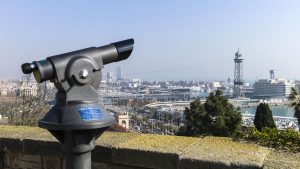 Der Mirador und Park Parque del Mirador del Poble-sec mit herrlicher AUssicht über Barcelona.