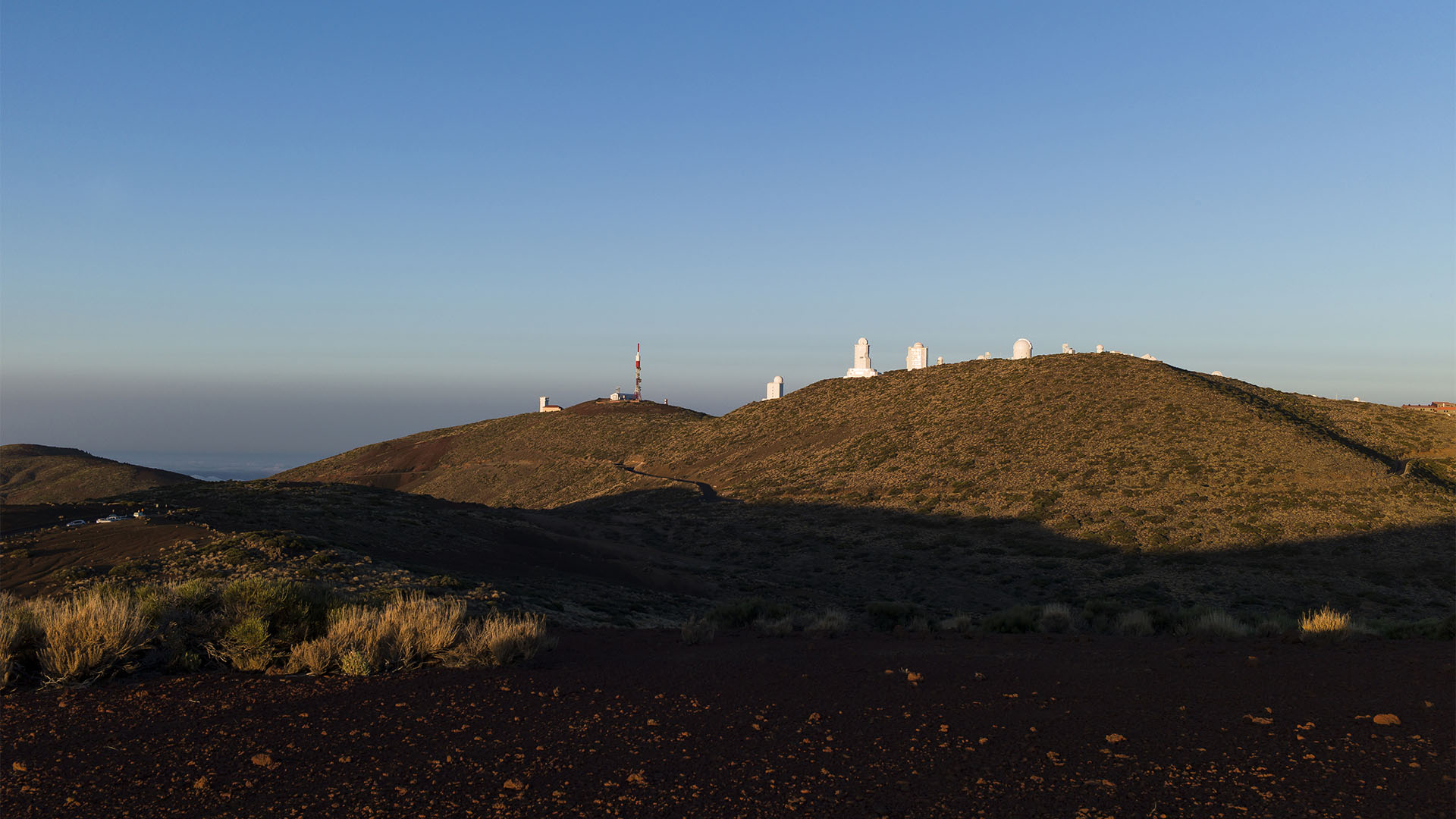 Abendlicht auf das Izaña Observatorium Teneriffa.