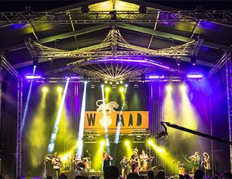 Das WOMAD Musik Festival 2016 auf Fuerteventura Gran Tarajal wandert 2017 nach Las Palmas auf Gran Canaria.