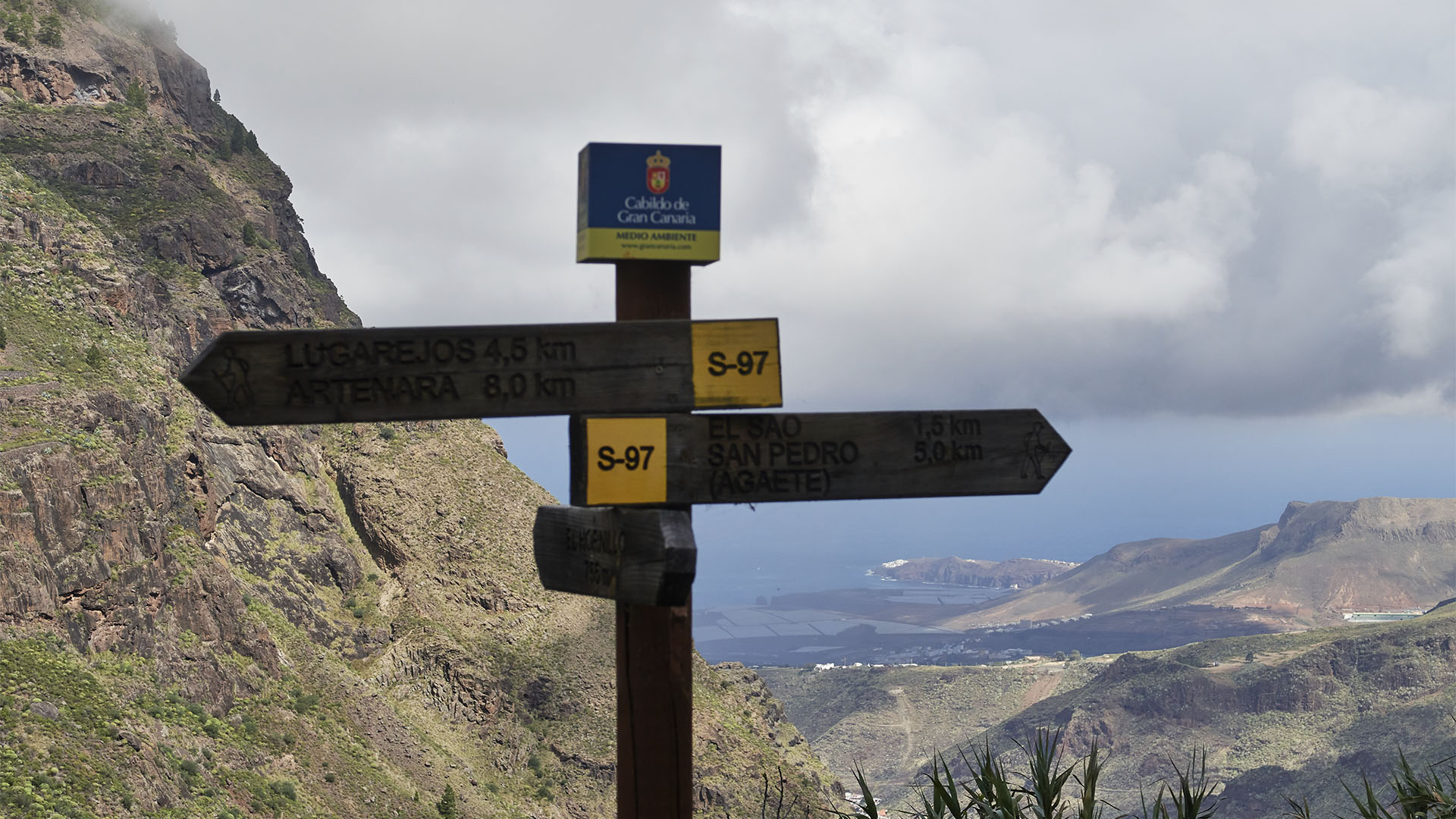 Der grandiose Wanderweg S-97 von El Sao hinauf nach El Hornillo Gran Canaria.