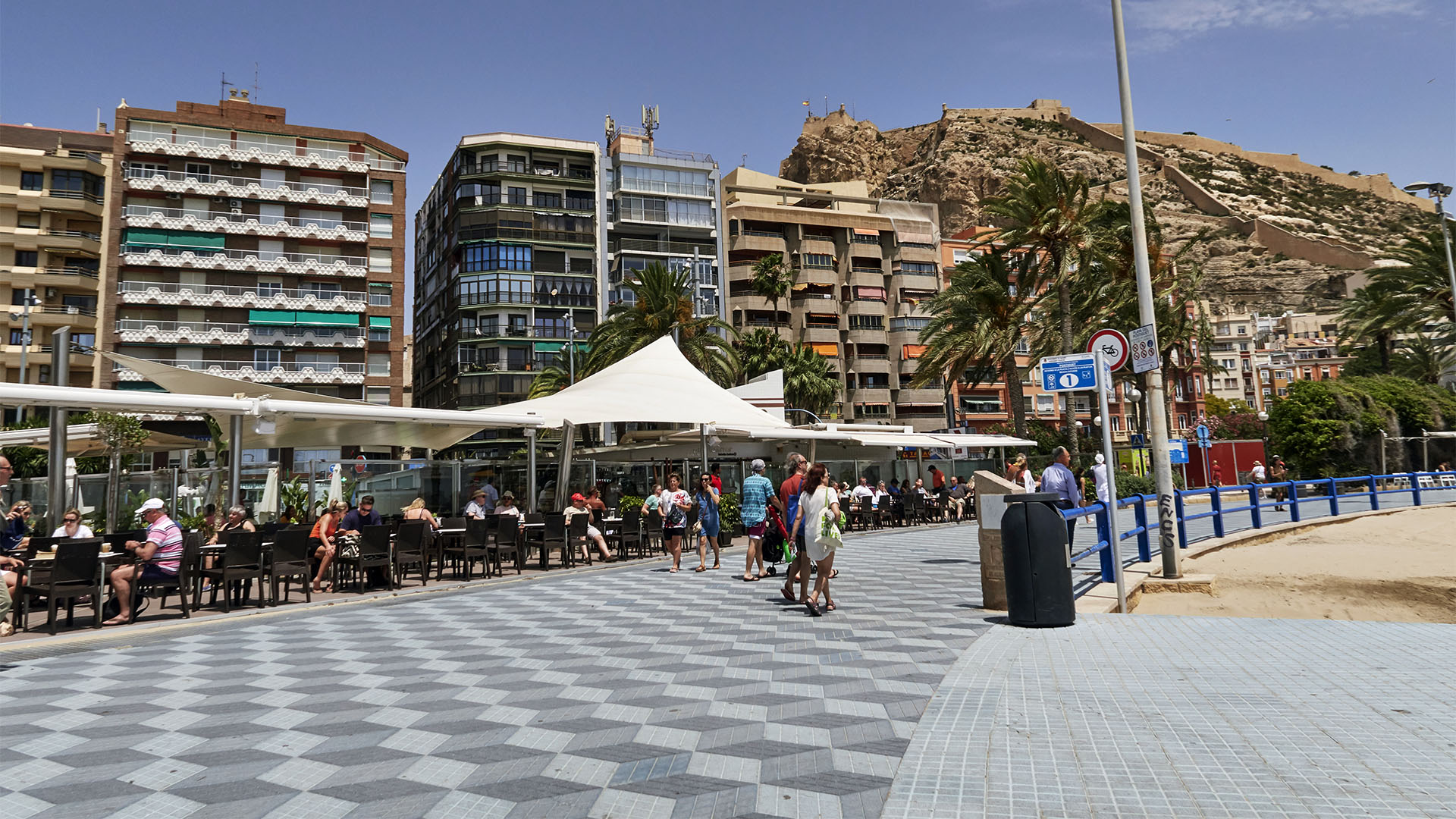 Alicante Spanien – Playa El Postiguet.