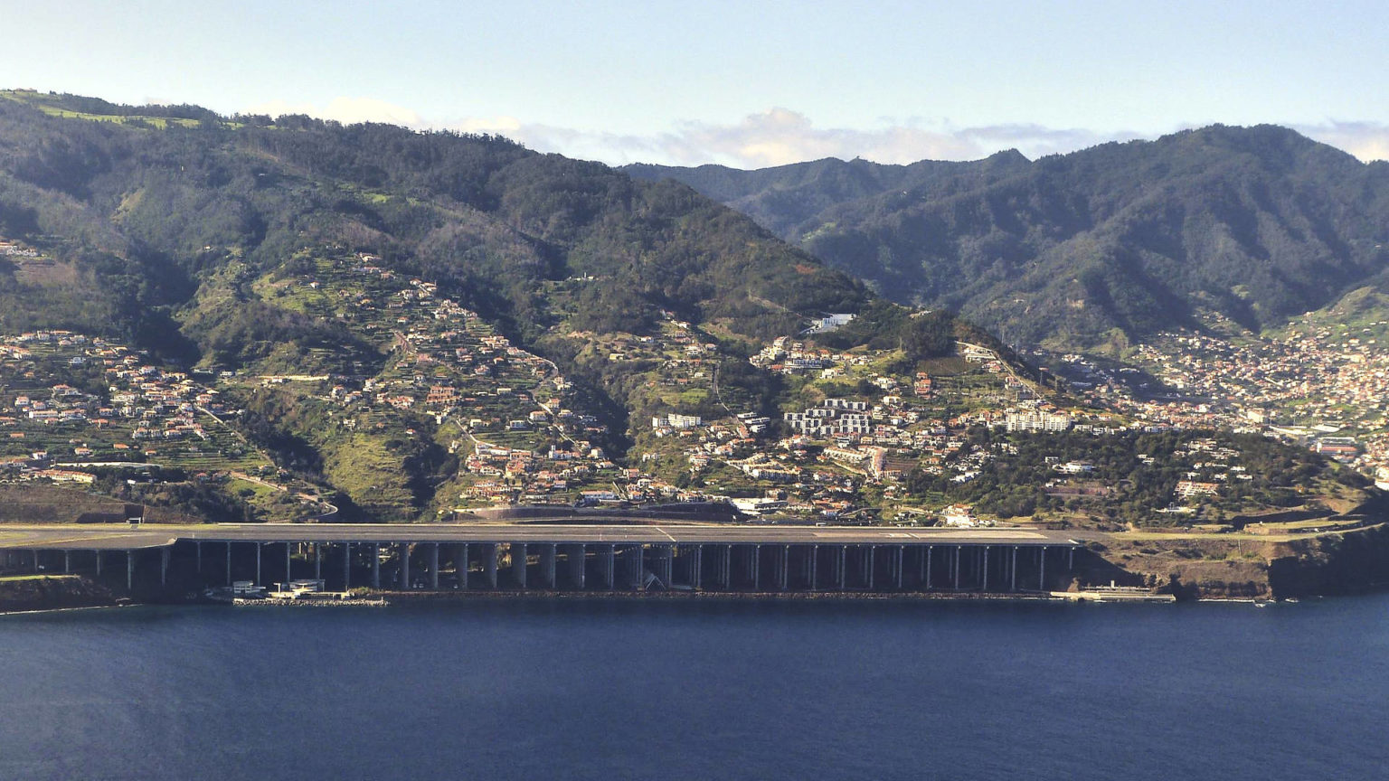 Der Flughafen Cristiano Ronaldo auf Madeira.