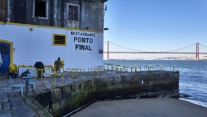 Restaurante Ponto Final im Quinta do Almaraz in Almada.