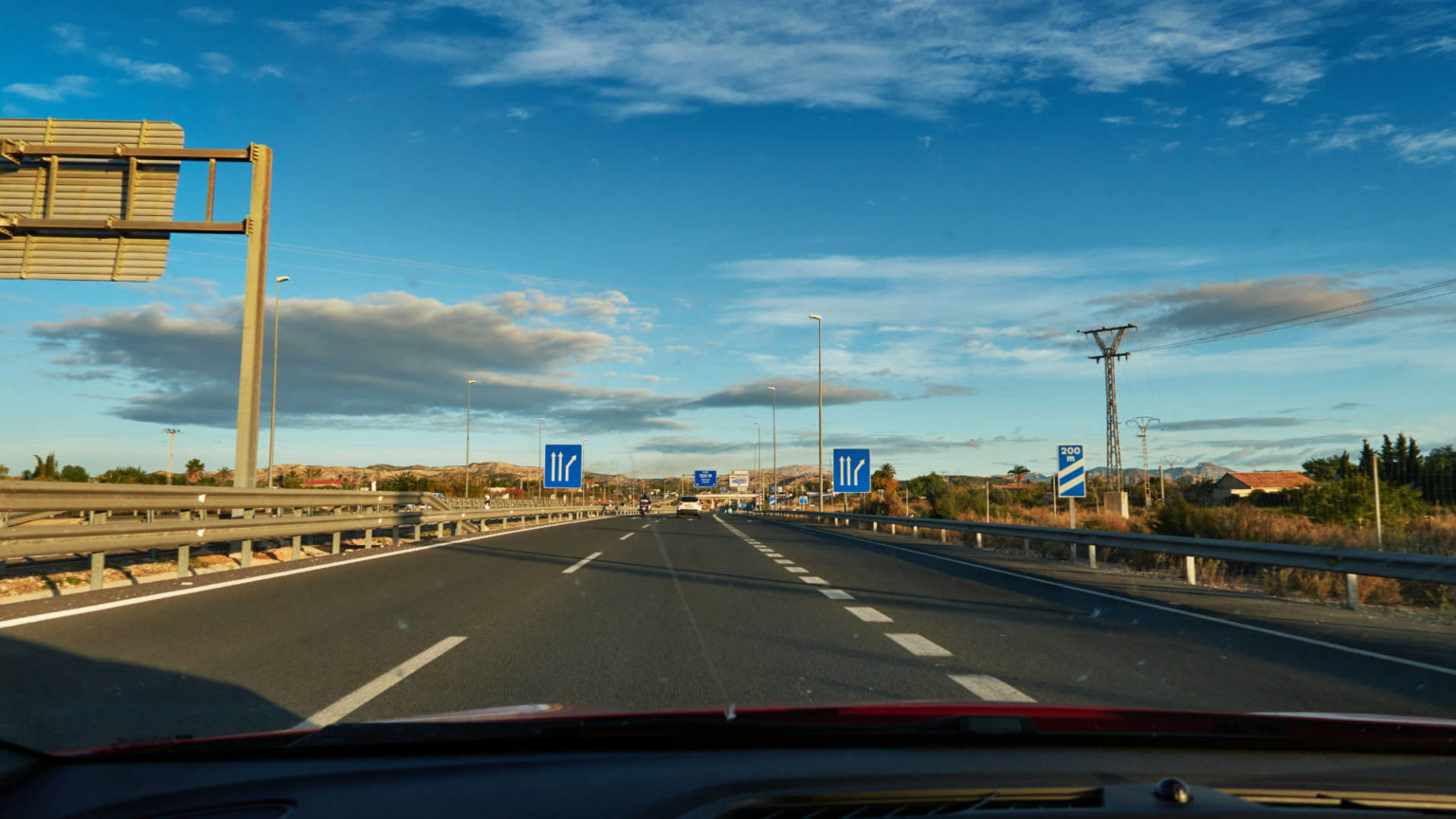 Mit dem Auto von Alicante nach Narbonne.