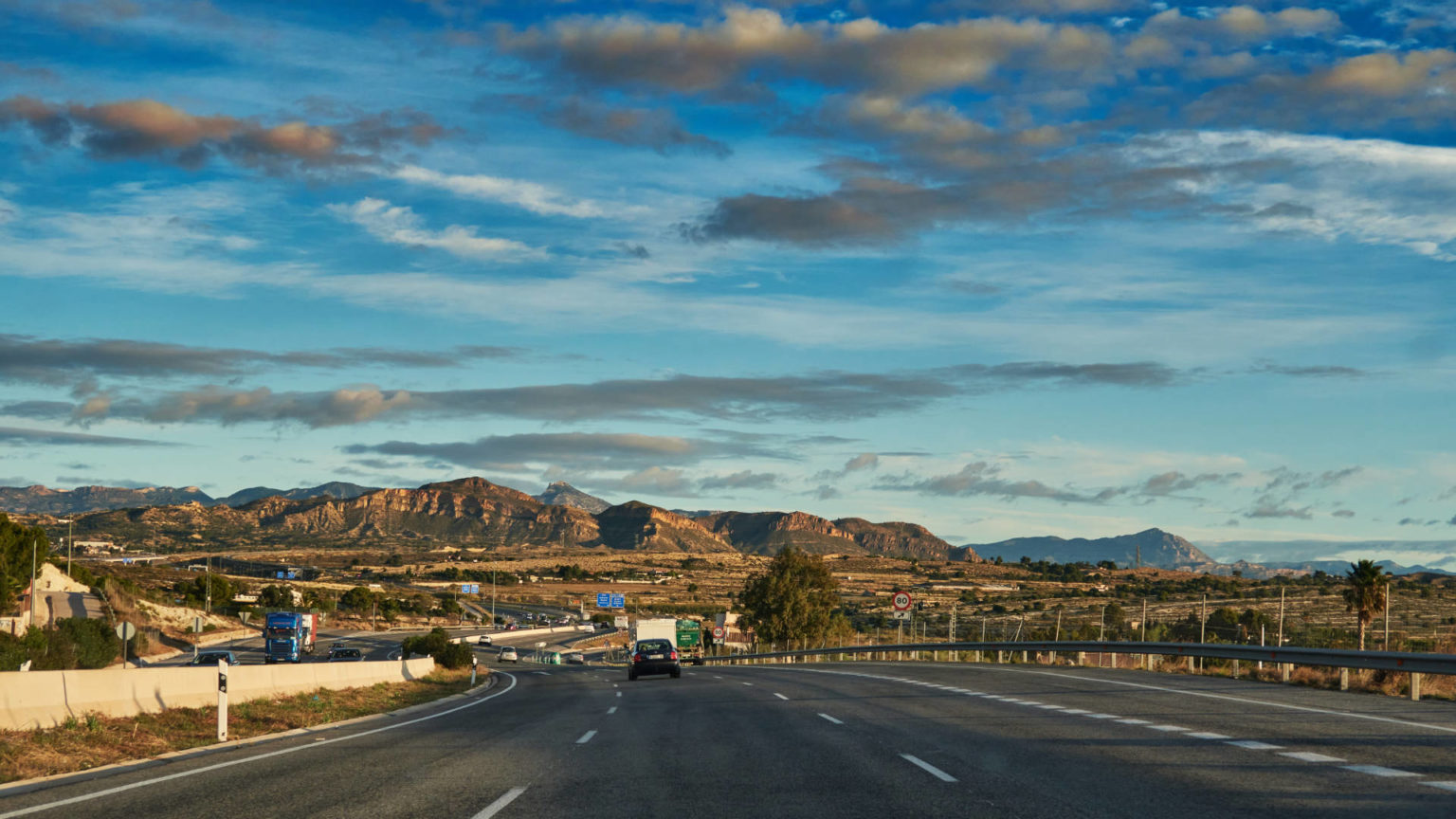 Mit dem Auto von Alicante nach Narbonne.