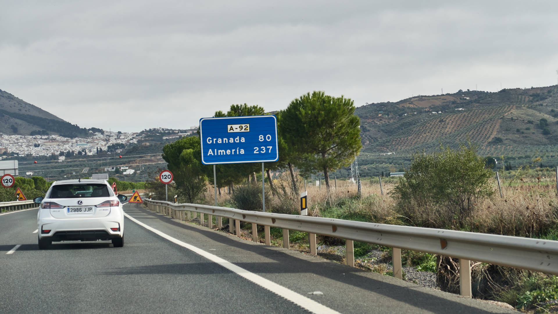 Mit dem Auto von Cádiz nach Alicante.