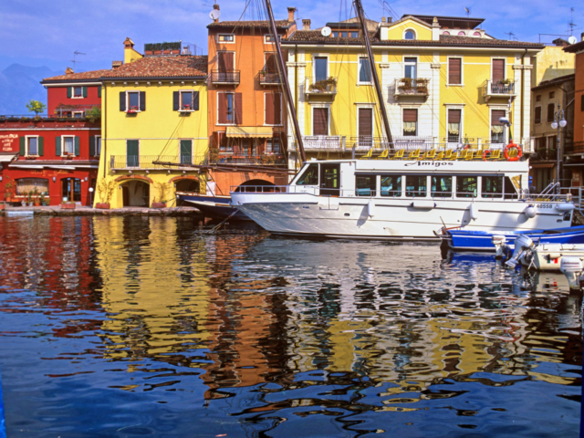 Der Hafen von Malcesine, Lago di Garda.