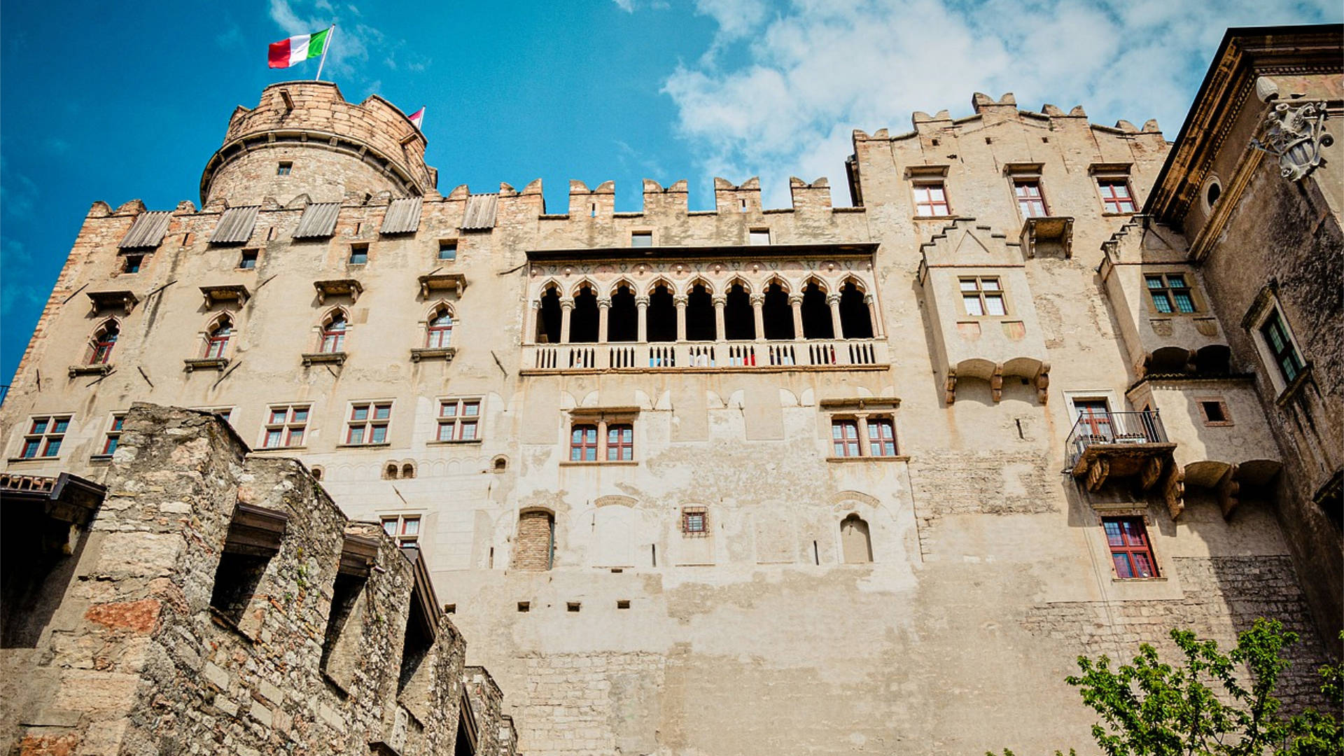 Trient – Castello del Buonconsiglio mit der Venezianischen Loggia.