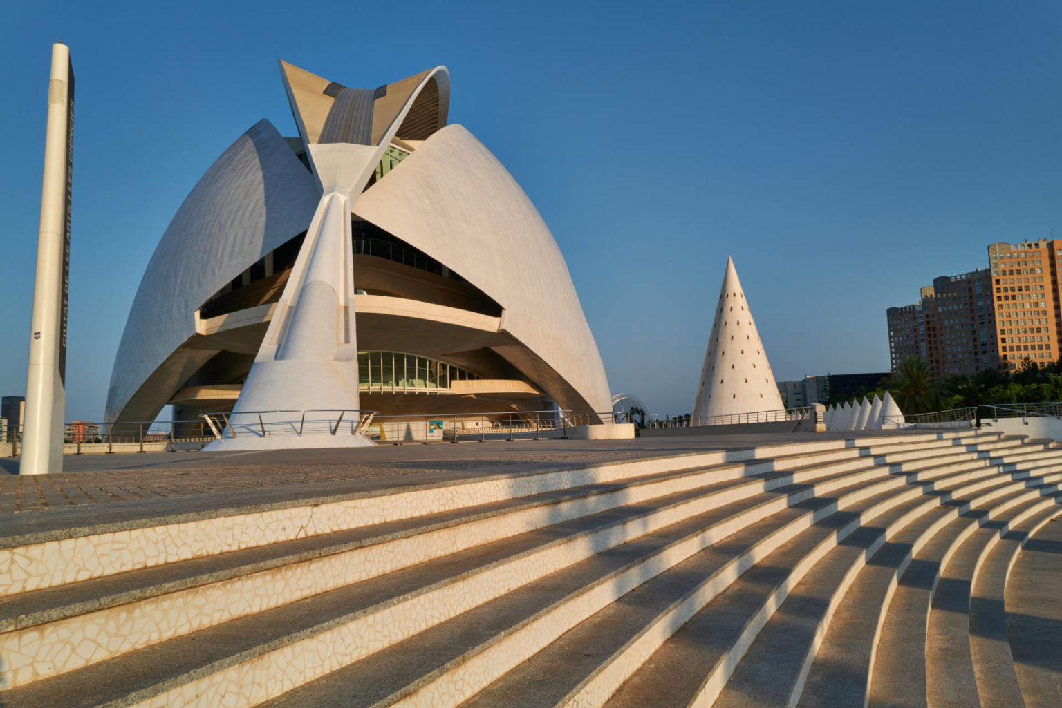 Palau de les Arts Reina Sofía in der Ciudad de las Artes y las Ciencias Valencia.