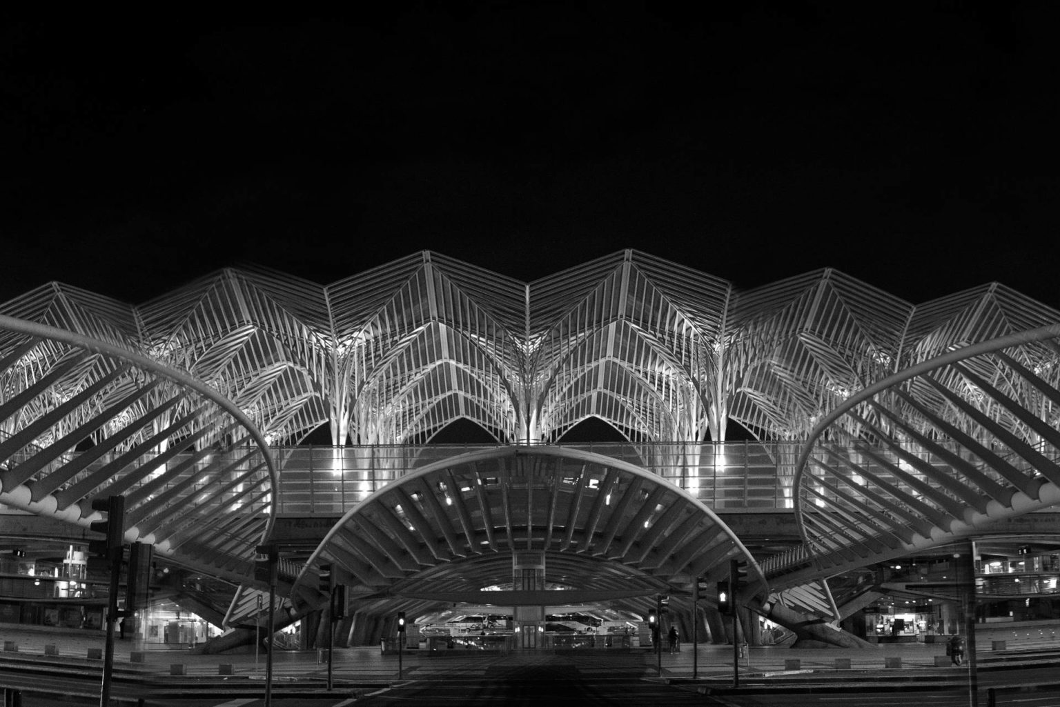 Gare do Oriente, Lisboa, Portugal (1998).