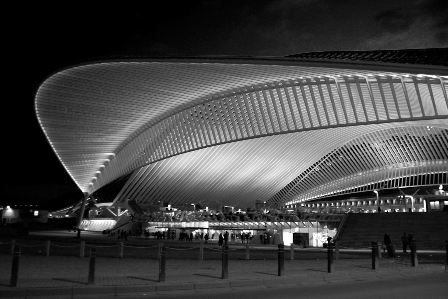 Liège-Guillemins Bahnhof, Liège, Belgien (2009).