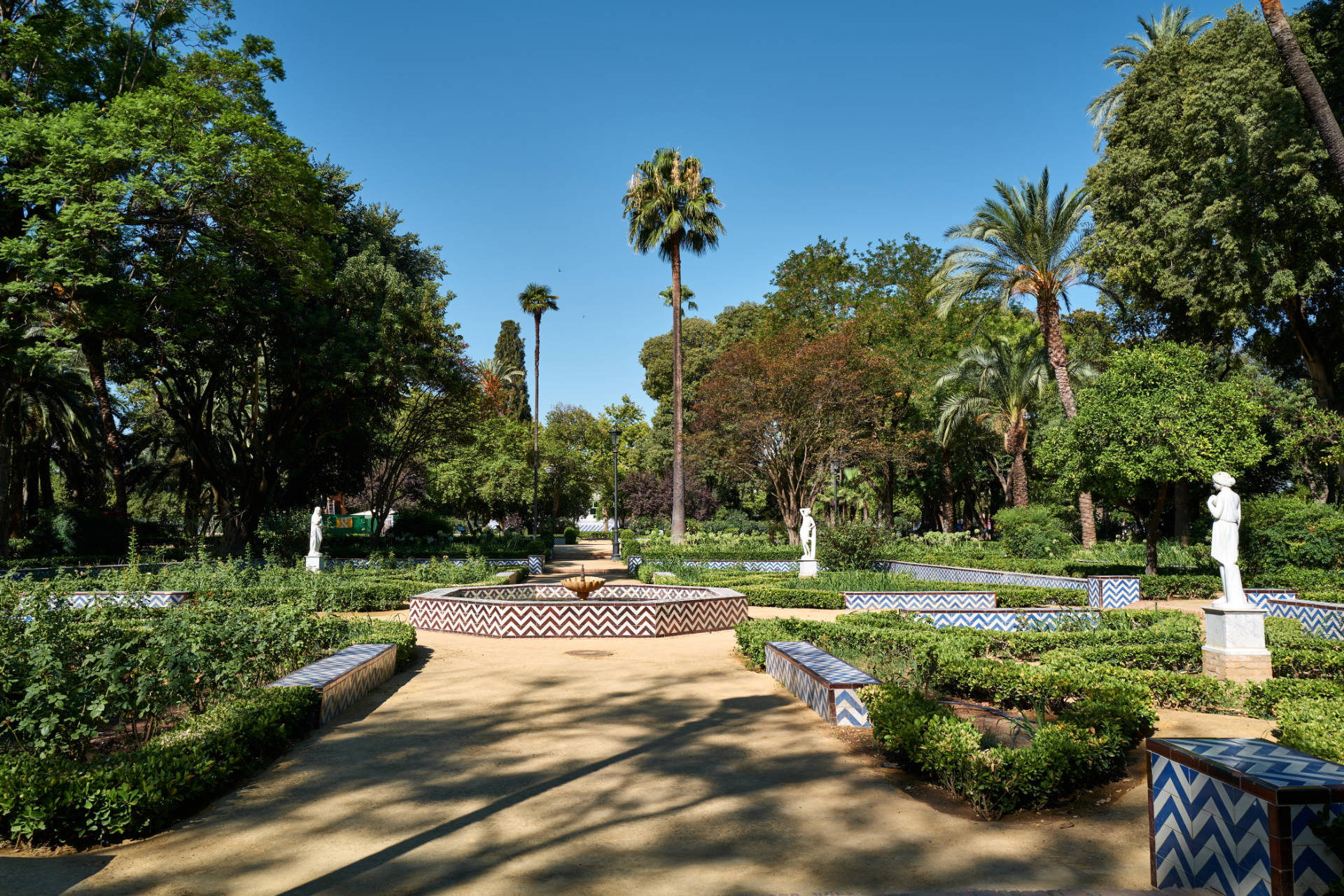 Glorieta de la Concha – Parque de María Luisa Sevilla.