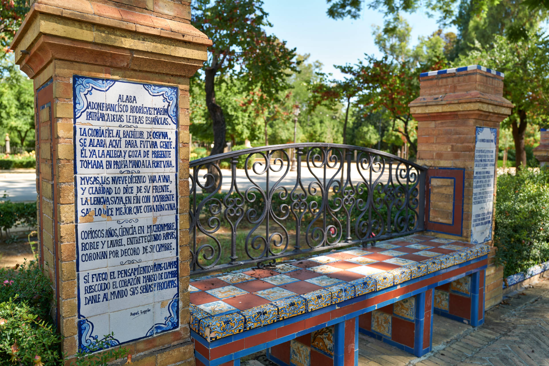 Glorieta de Rodríguez Marín – Parque de María Luisa Sevilla.