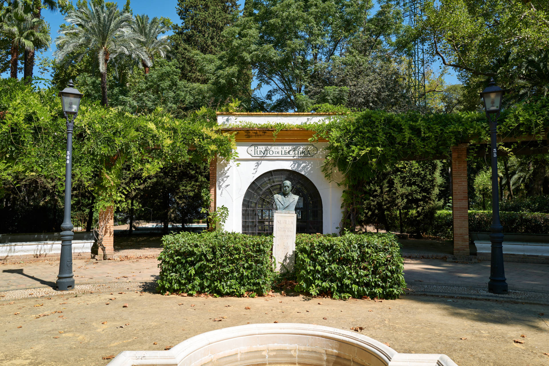 Punto de Lectura – Parque de María Luisa Sevilla.