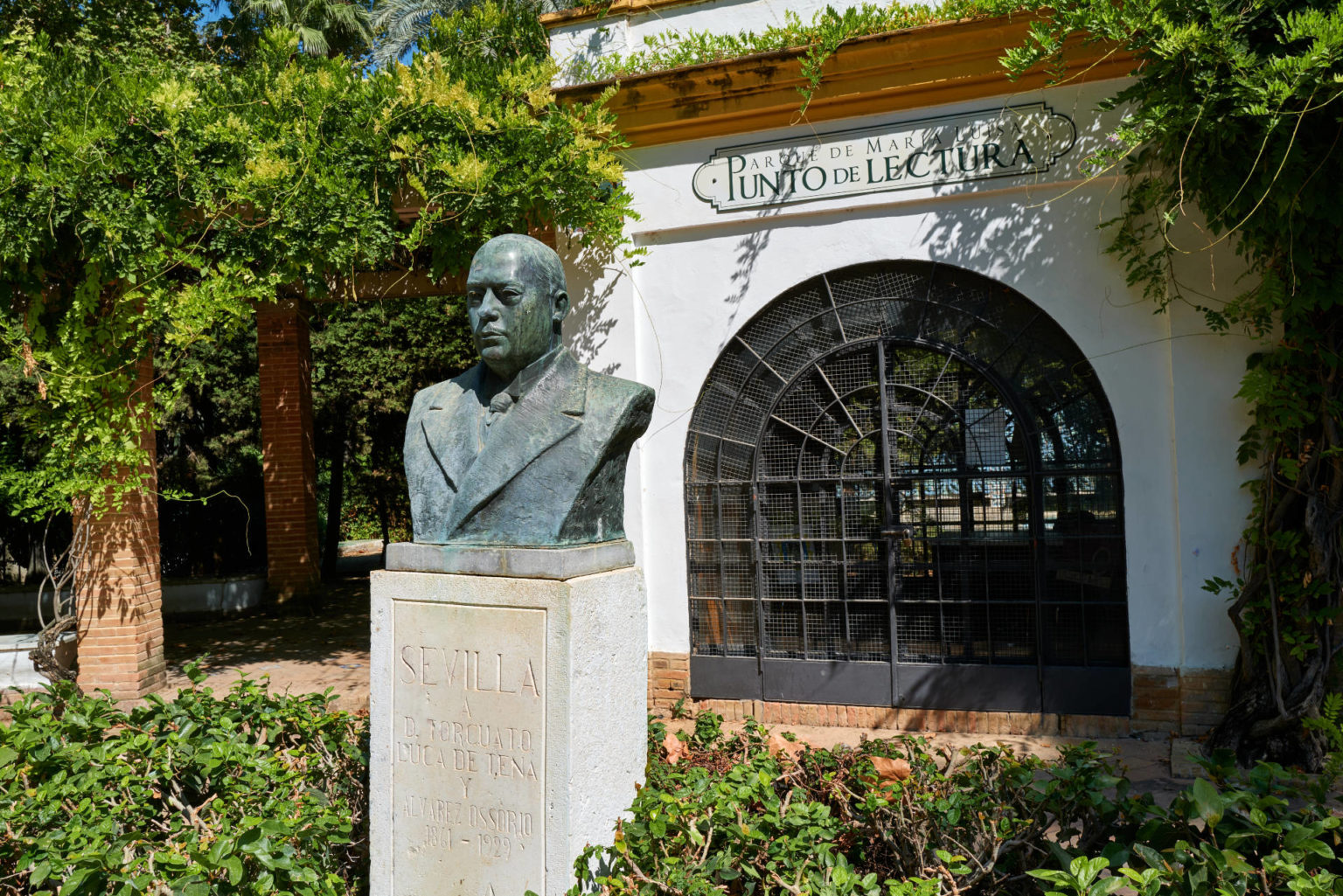 Punto de Lectura – Parque de María Luisa Sevilla.