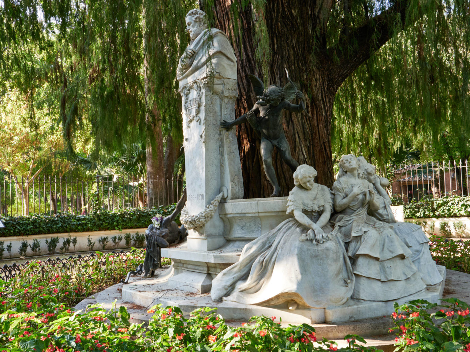 Glorieta de Bécquer – Parque de María Luisa Sevilla.