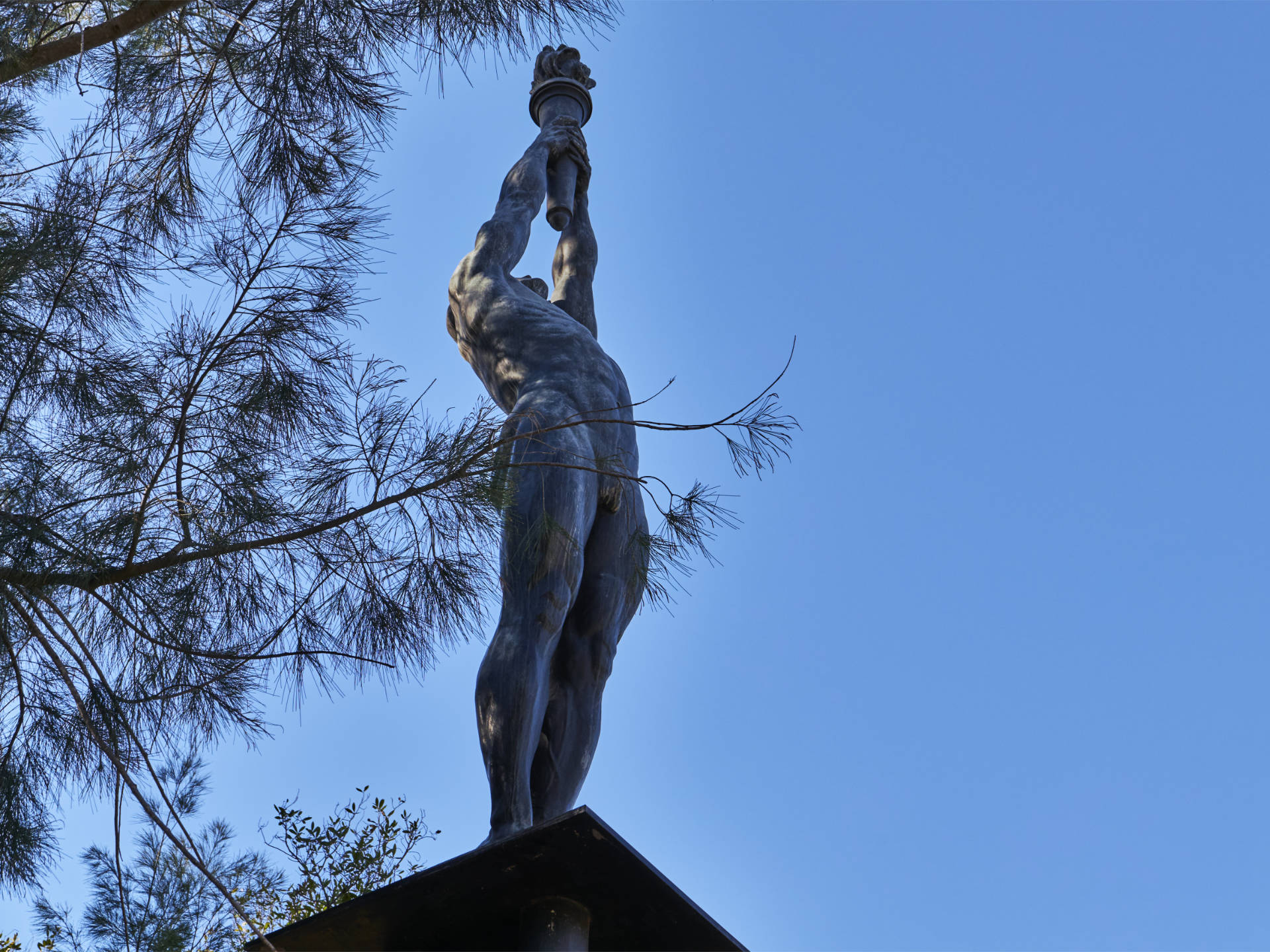 Monument a Ferrer i Guàrdia Montjuïc Barcelona.