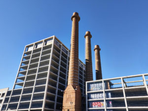 Les Tres Xemeneies Barcelona.