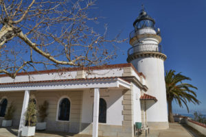 Leuchtturm Far de Calella an der Costa del Maresme.
