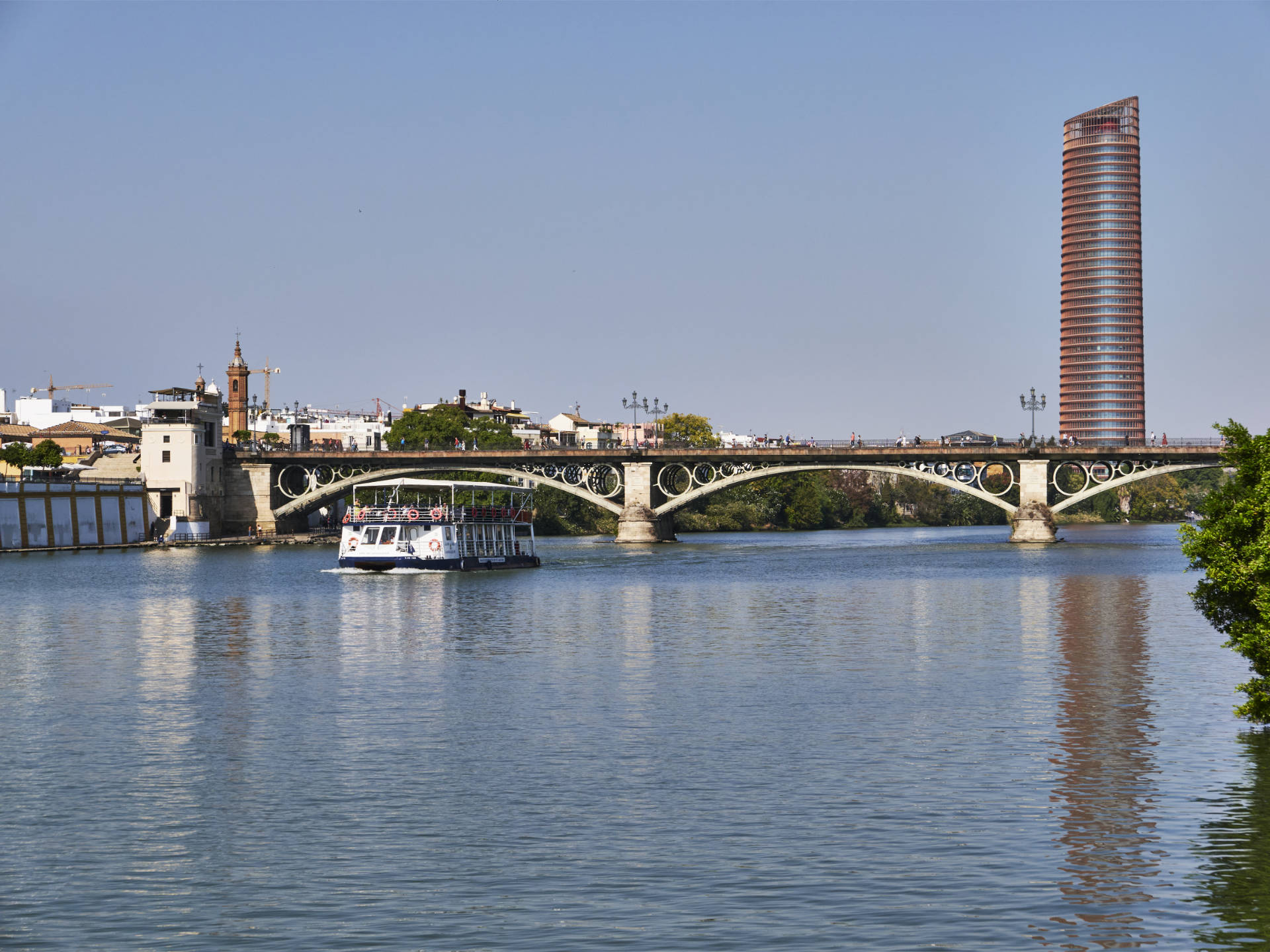 Puente de Isabel II Sevilla.