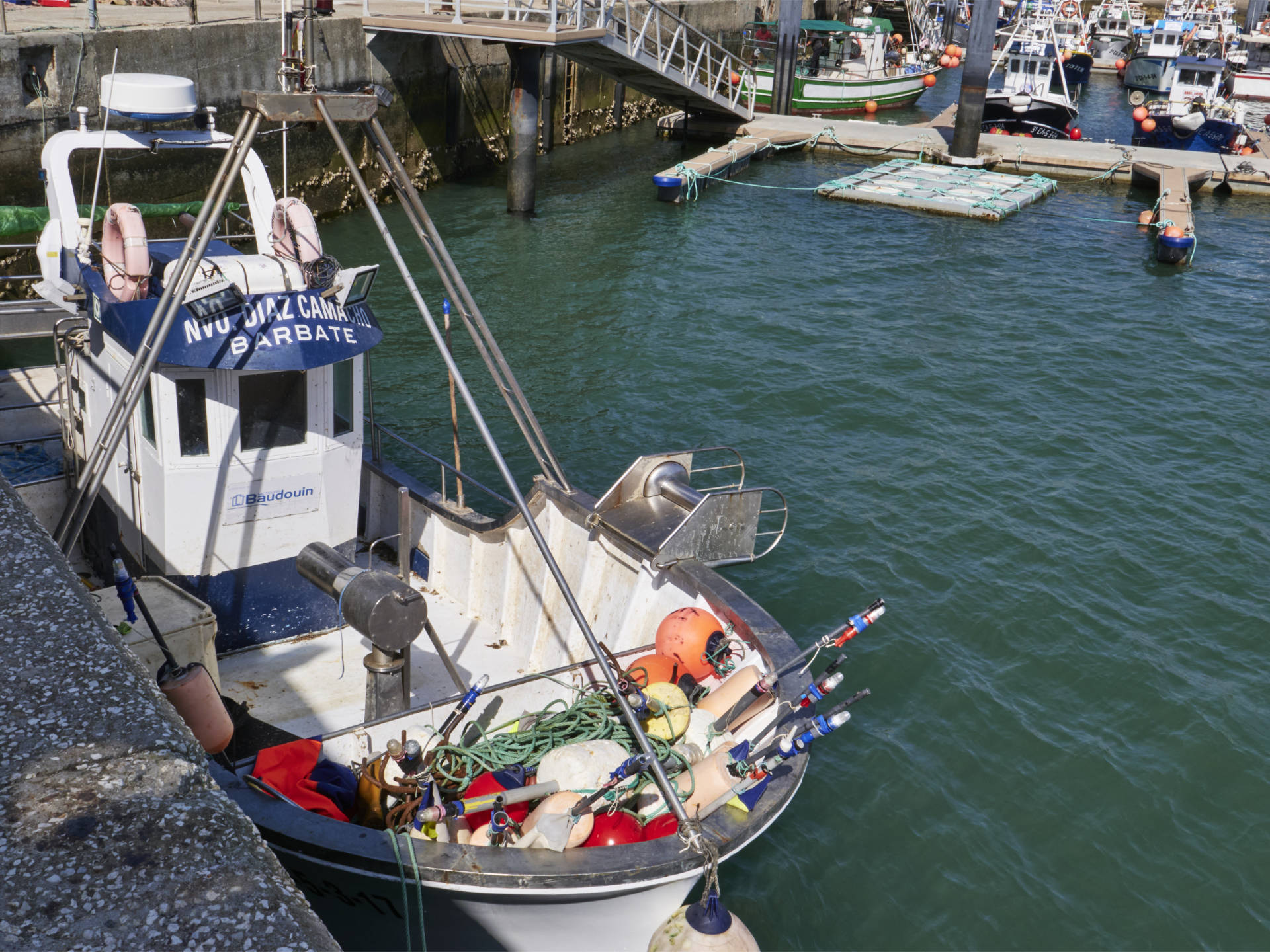 Fischerboote im Puerto de Conil.