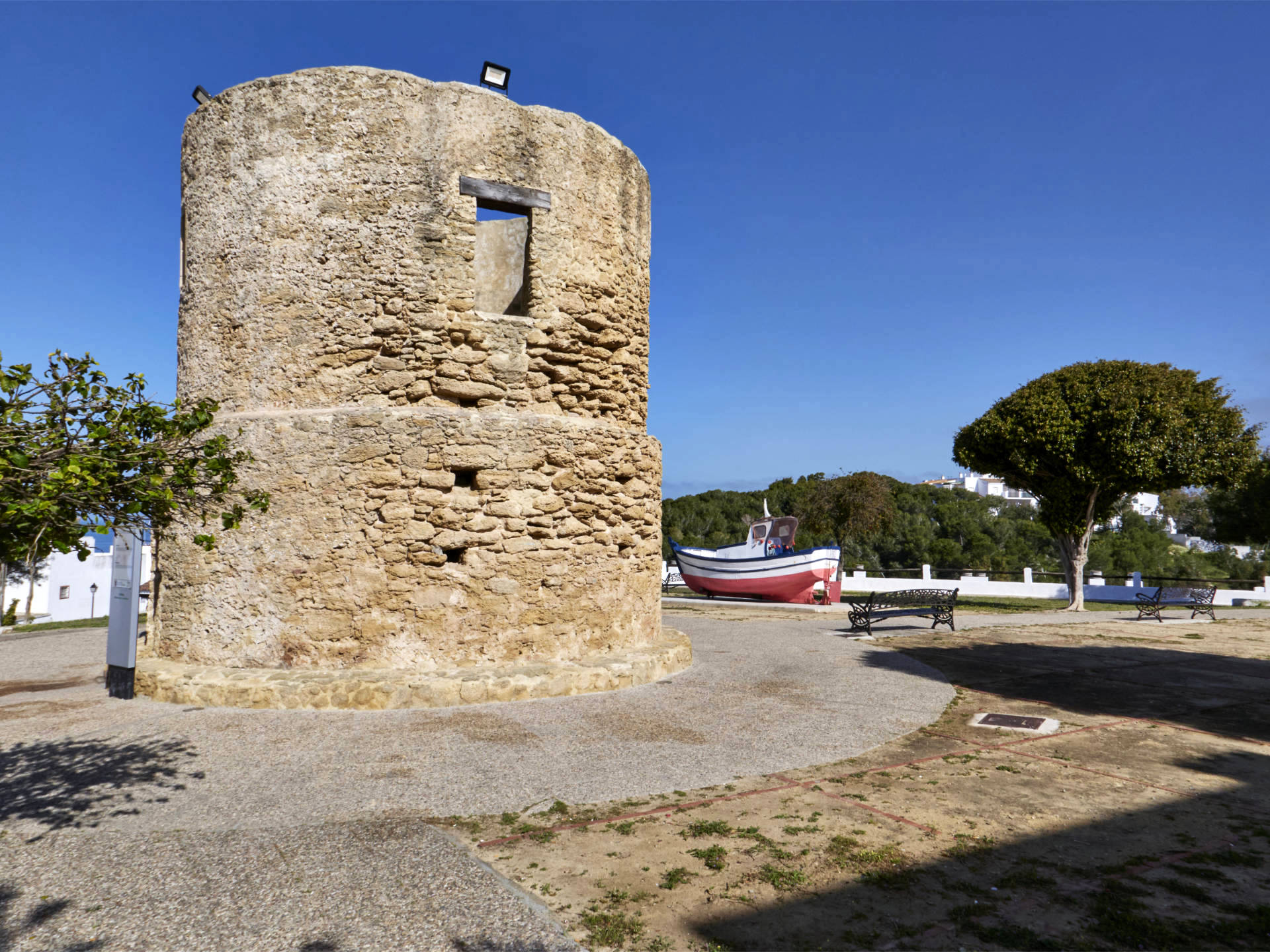 Der Plaza de Molino im Barrio de las Flores, Conil de la Frontera.