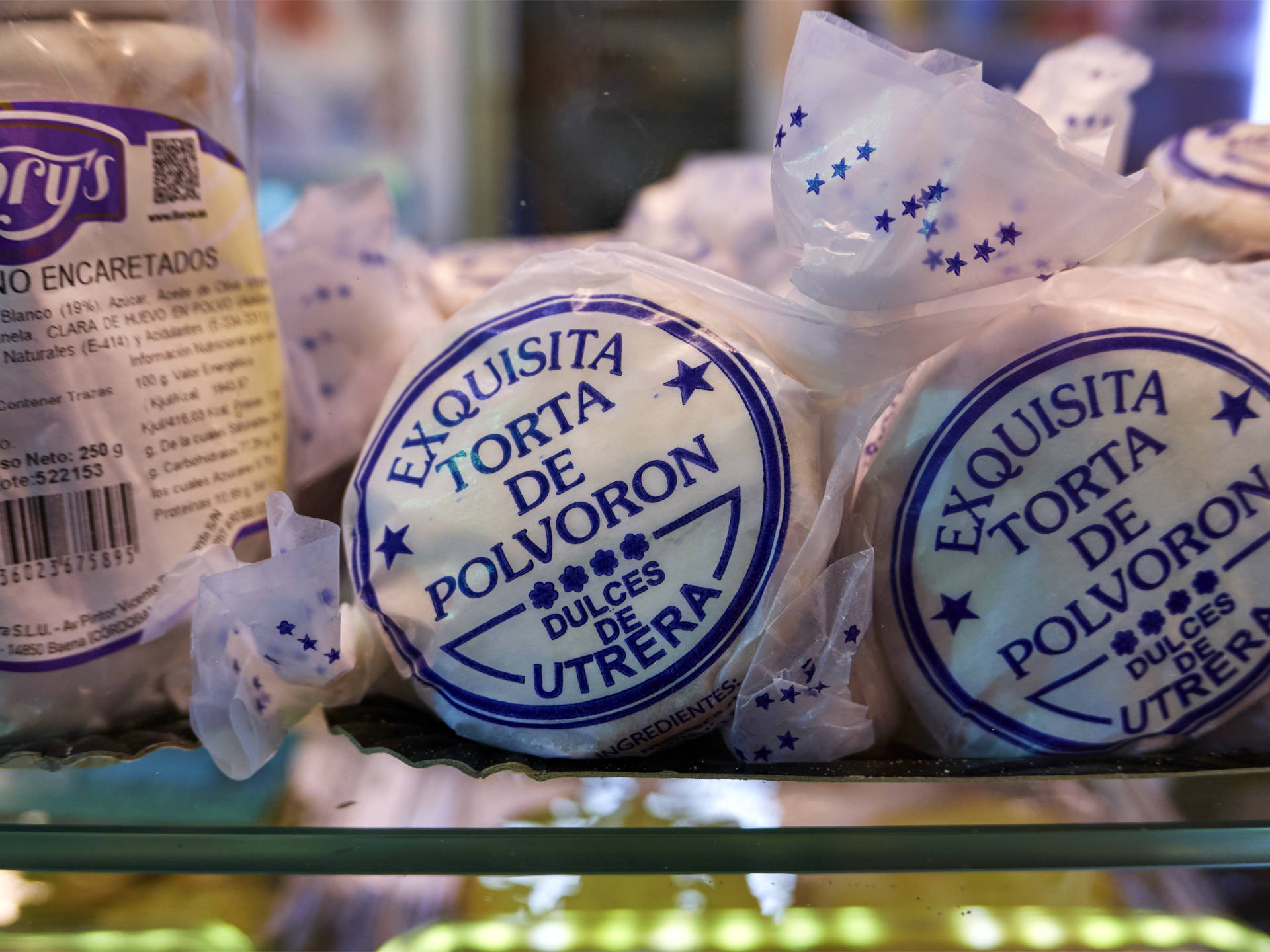 Torta de Polvorón im Mercado de Triana Sevilla.