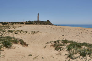 Die letzten Meter durch tiefen Sand zum Faro de Trafalgar.