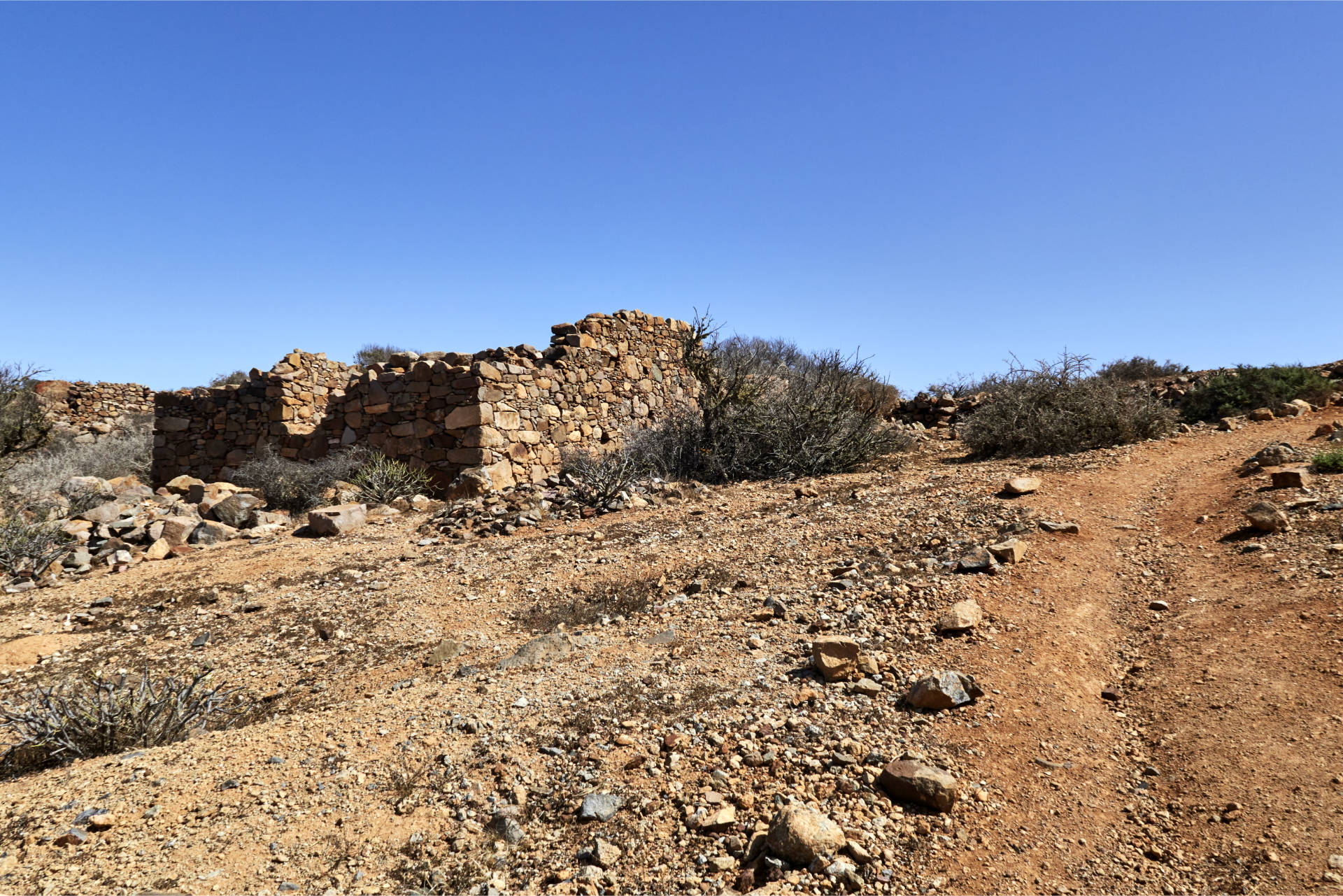 Von den Casas de los Padrones zum Morro del Humilladero (479 m).