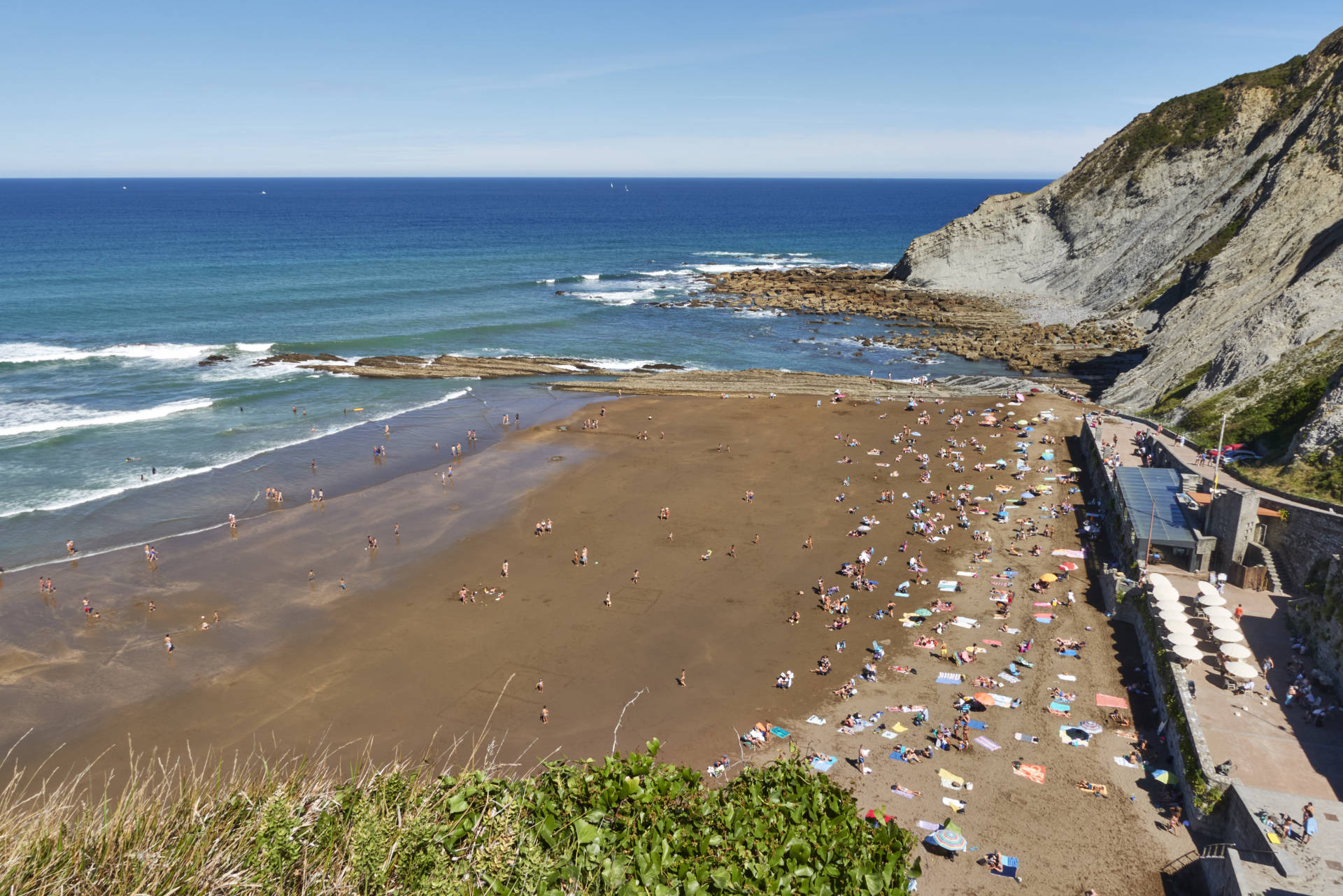 Der Playa Itzurun in Zumaia.