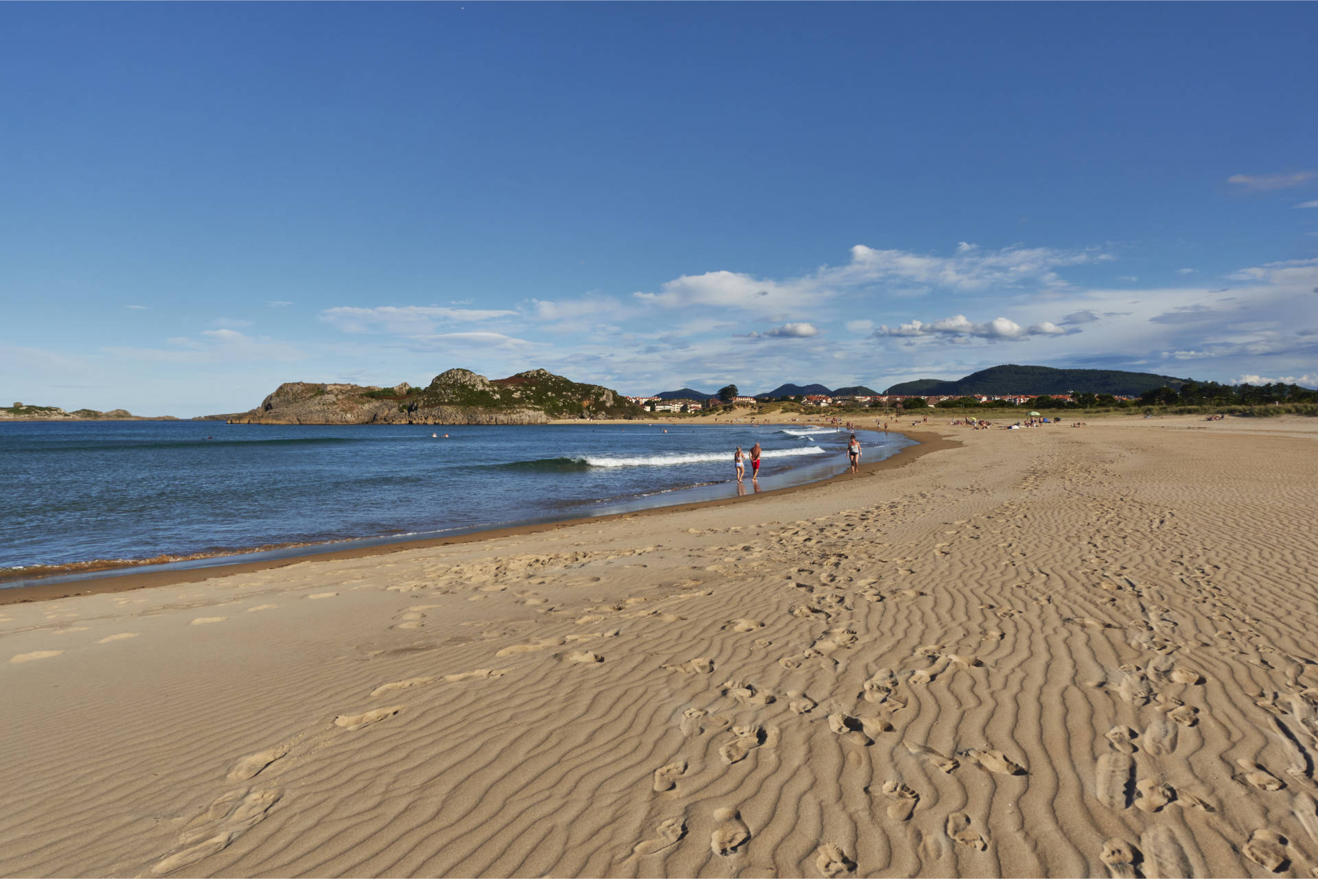 Playa del Joyel im Naturschutzgebiet von Noja.