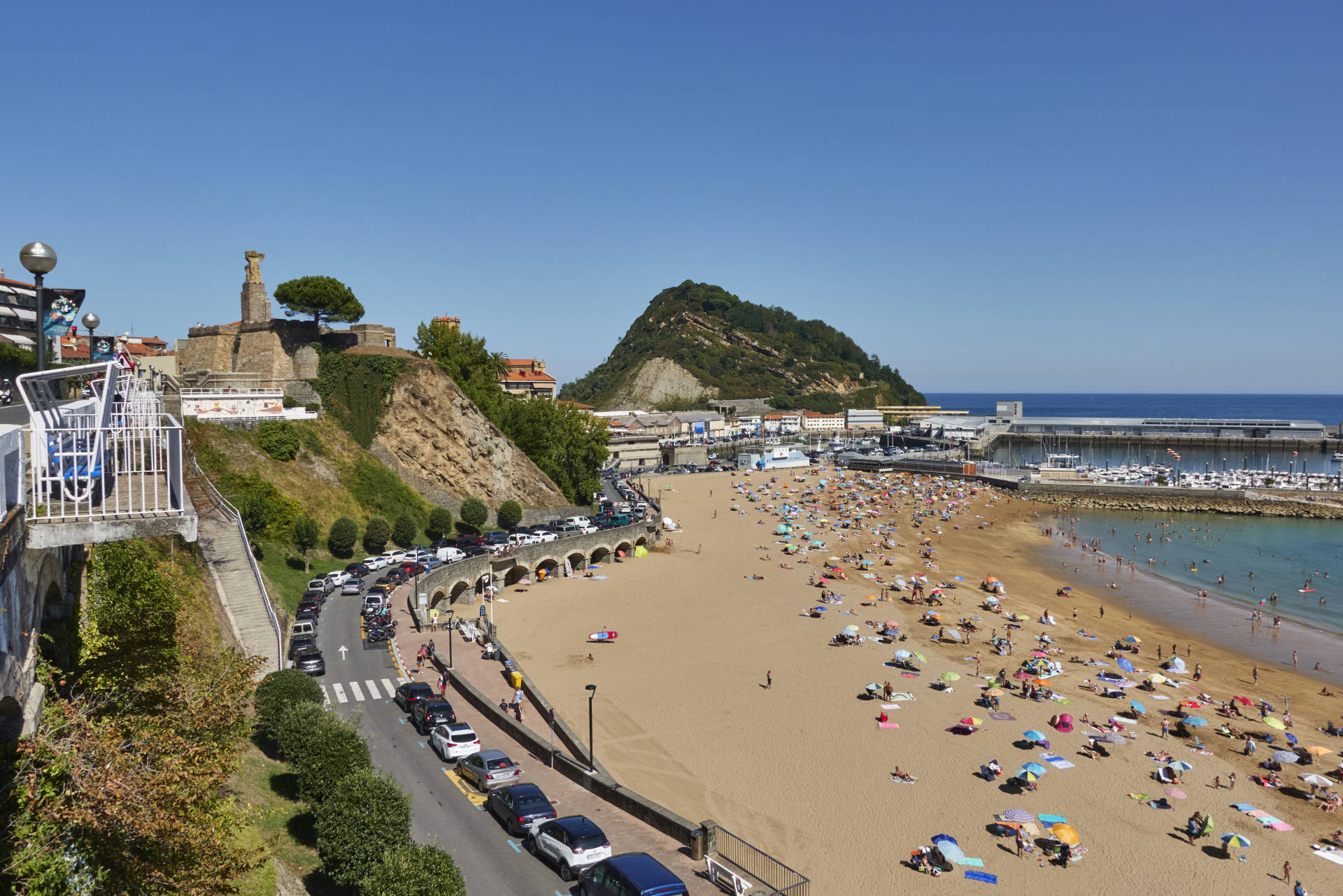 Der Strand Markobe Hondartza östlich von Getaria.