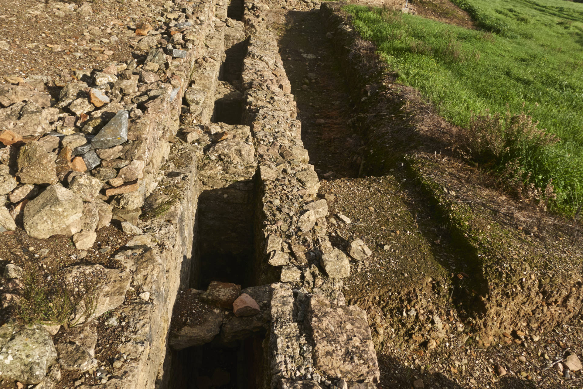 Die Kanalisation der Ruinas de Miróbriga Santiago do Cacém Portugal.