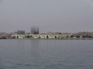 Porto de Setúbal – das ramponierte Hafengebäude.